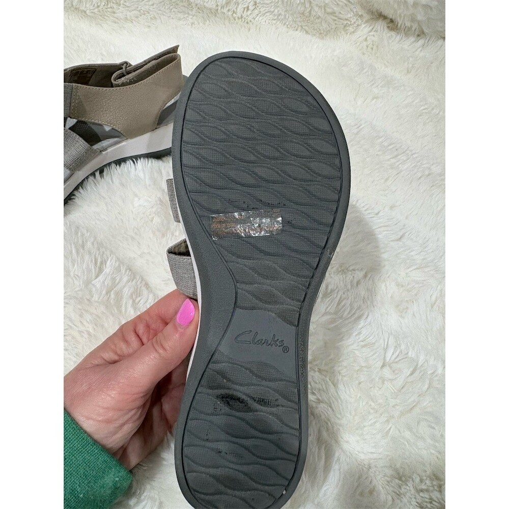 Clarks Cloudsteppers Womens Gray Comfort Strappy Slingback Sandals 8 M - Picture 8 of 9